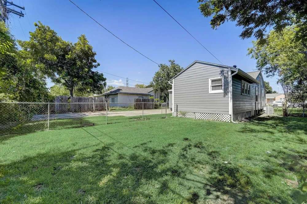 1420 Foreman Street La Marque, TX 77568