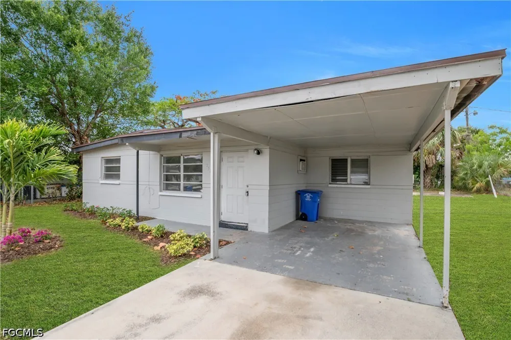 Gardenia Avenue Fort Myers, FL 33916