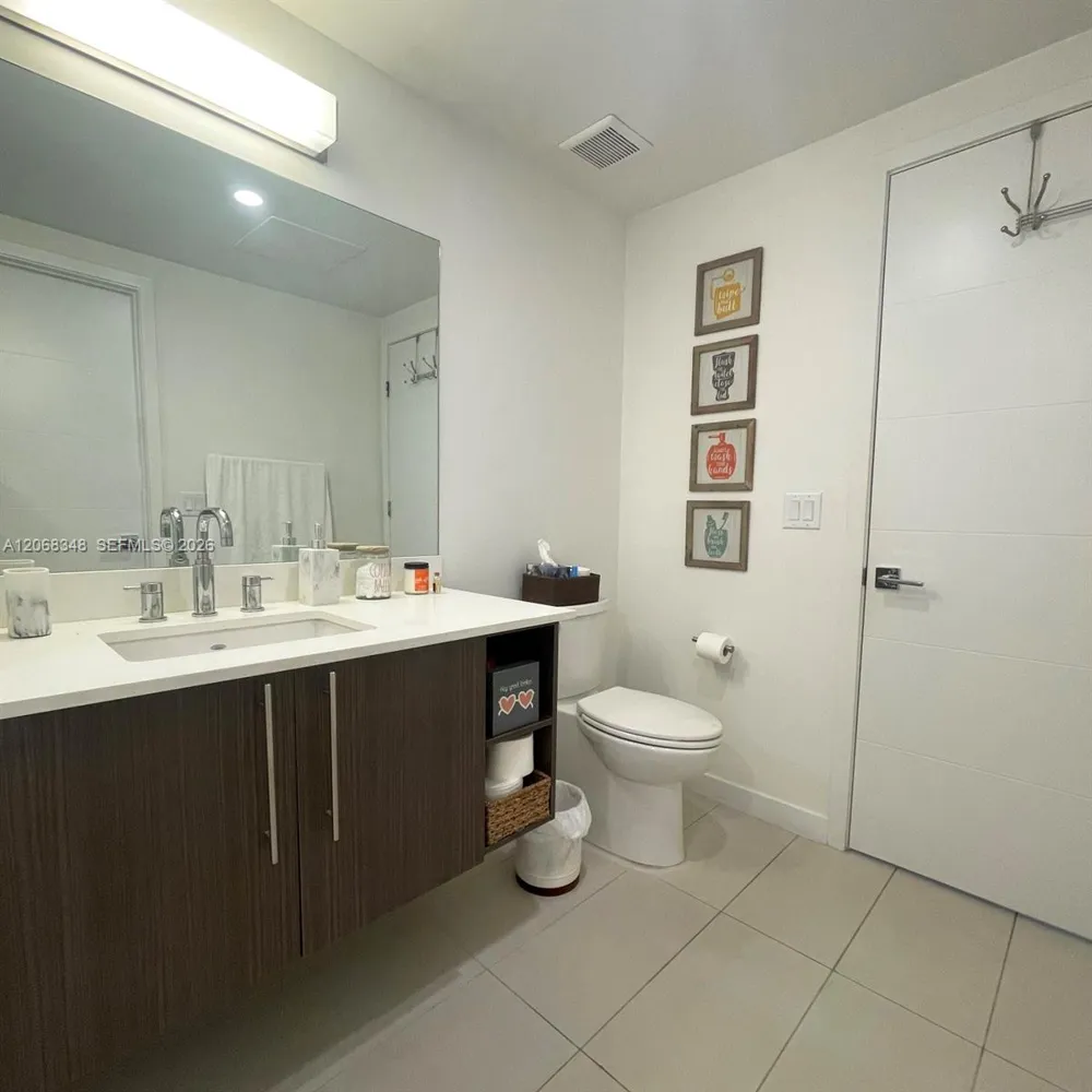 7875 NW 107th Ave #605 Doral, FL 33178