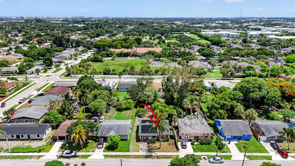816 SW 3RD COURT Delray Beach, FL 33444
