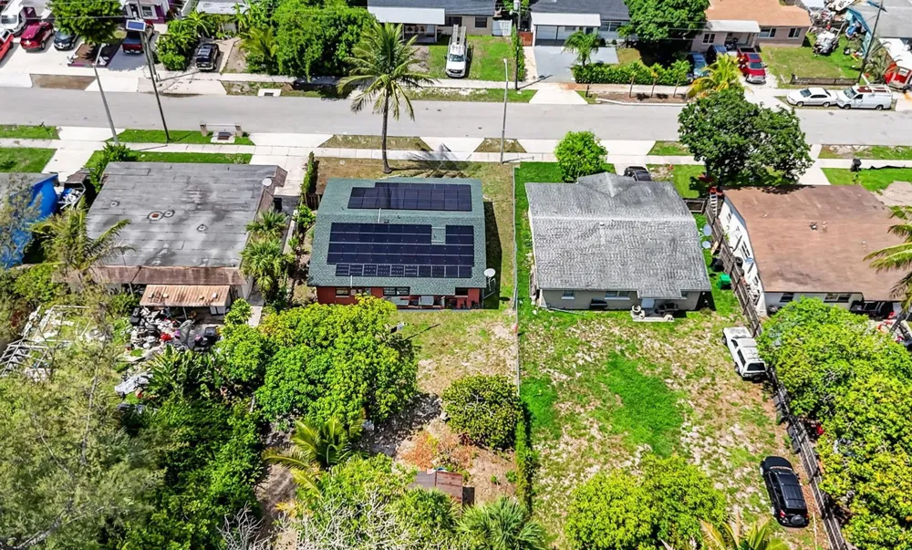 816 SW 3RD COURT Delray Beach, FL 33444