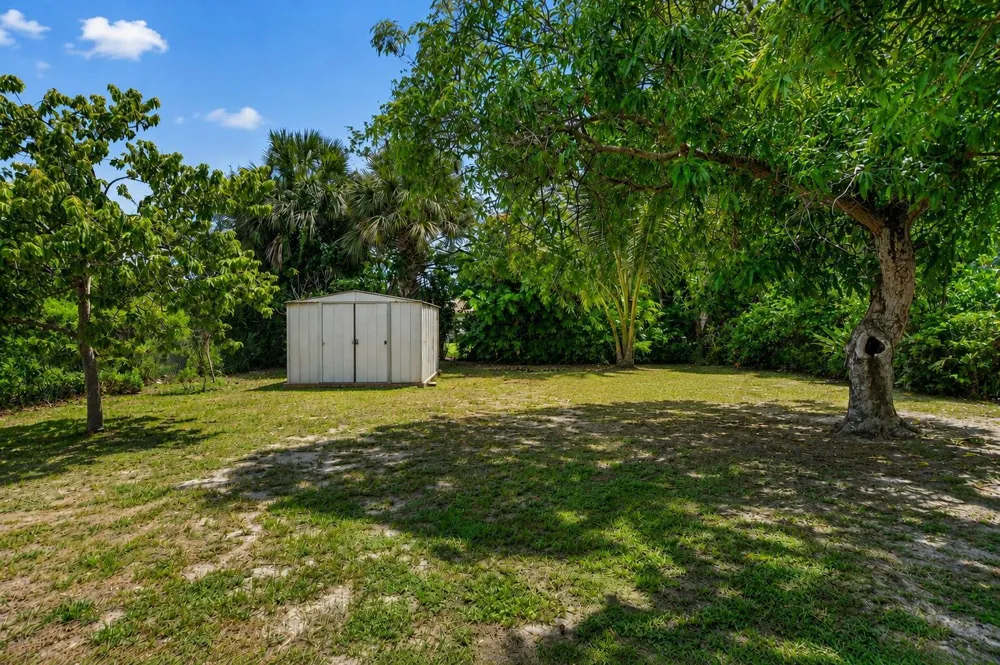816 SW 3RD COURT Delray Beach, FL 33444