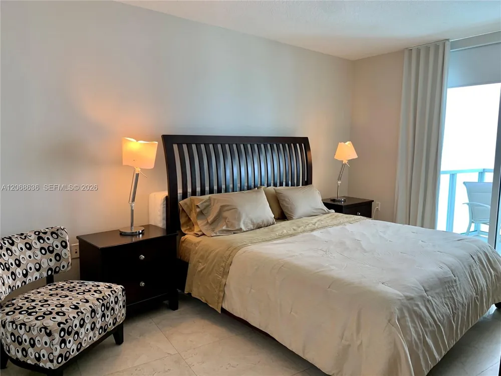 150 Sunny Isles Blvd #1-906 Sunny Isles Beach, FL 33160