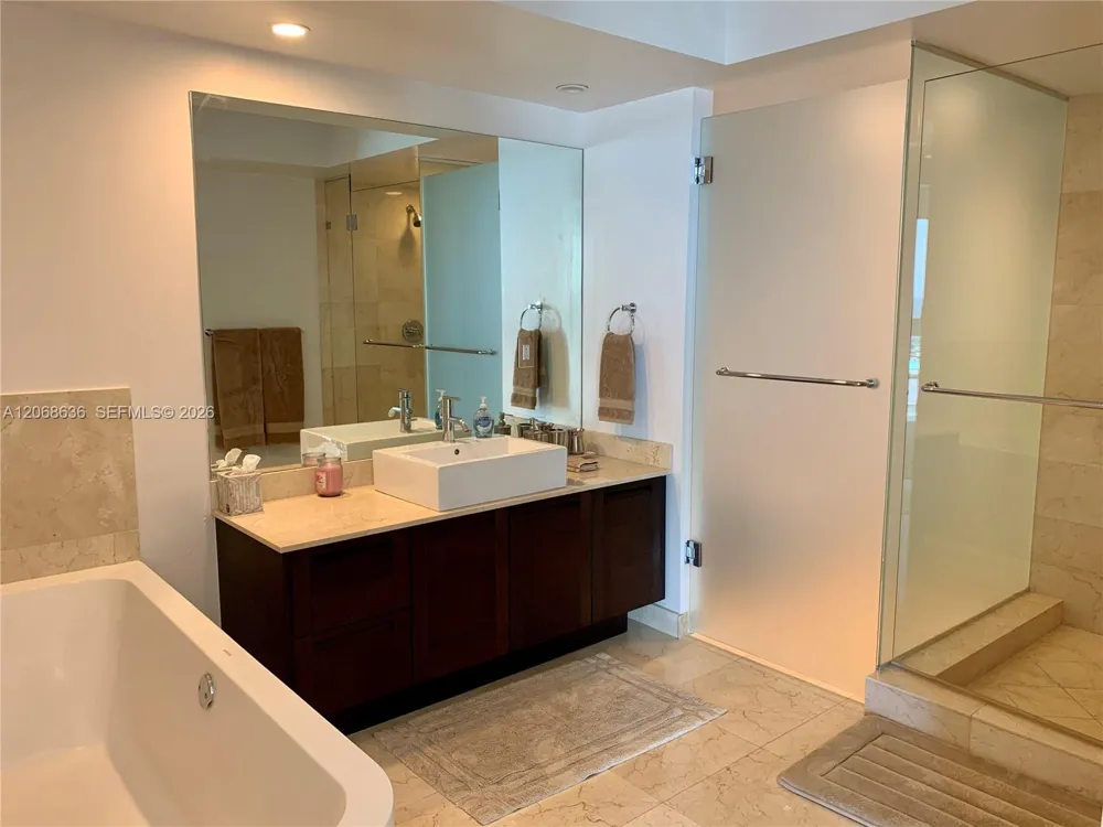 150 Sunny Isles Blvd #1-906 Sunny Isles Beach, FL 33160