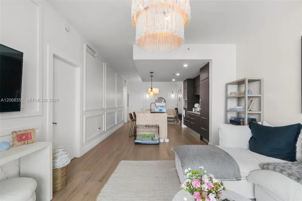 900 Biscayne Blvd #3103 Miami, FL 33132