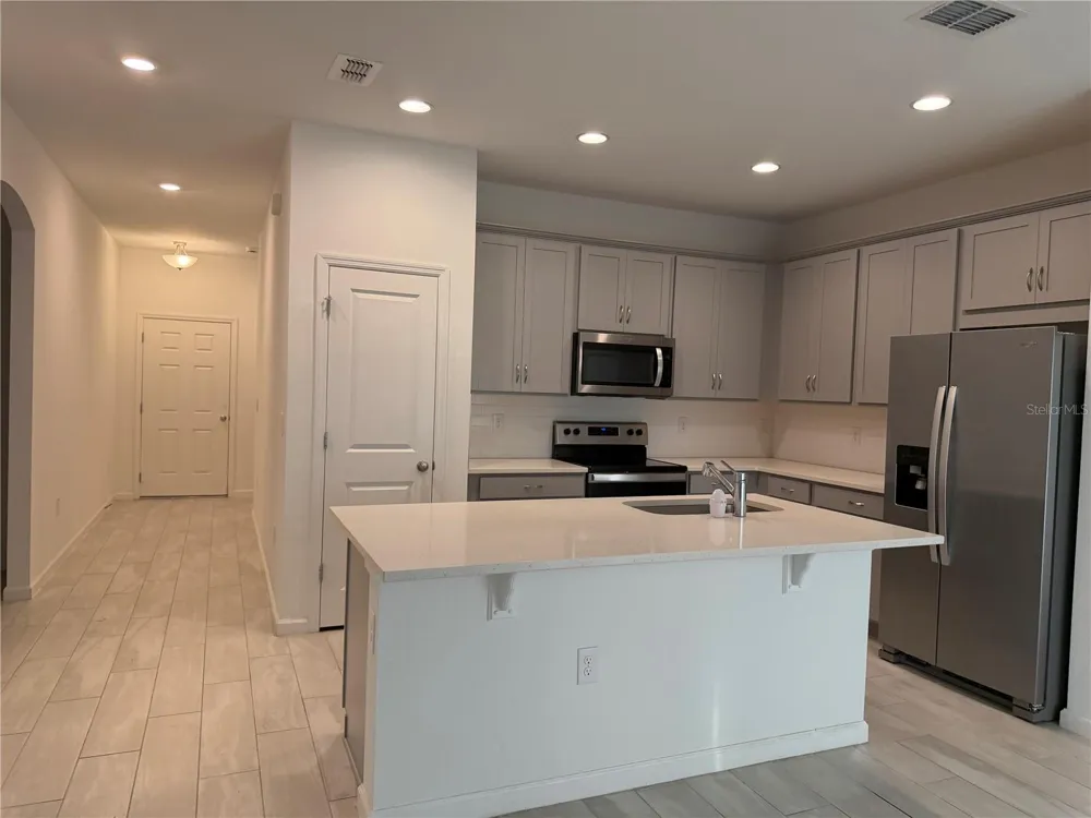 2359 WHITE CEDAR WAY Haines City, FL 33844