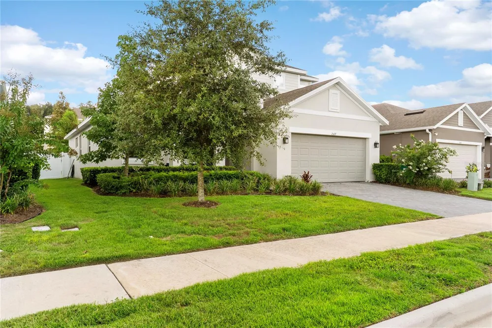 2527 NATOMA BOULEVARD Mount Dora, FL 32757