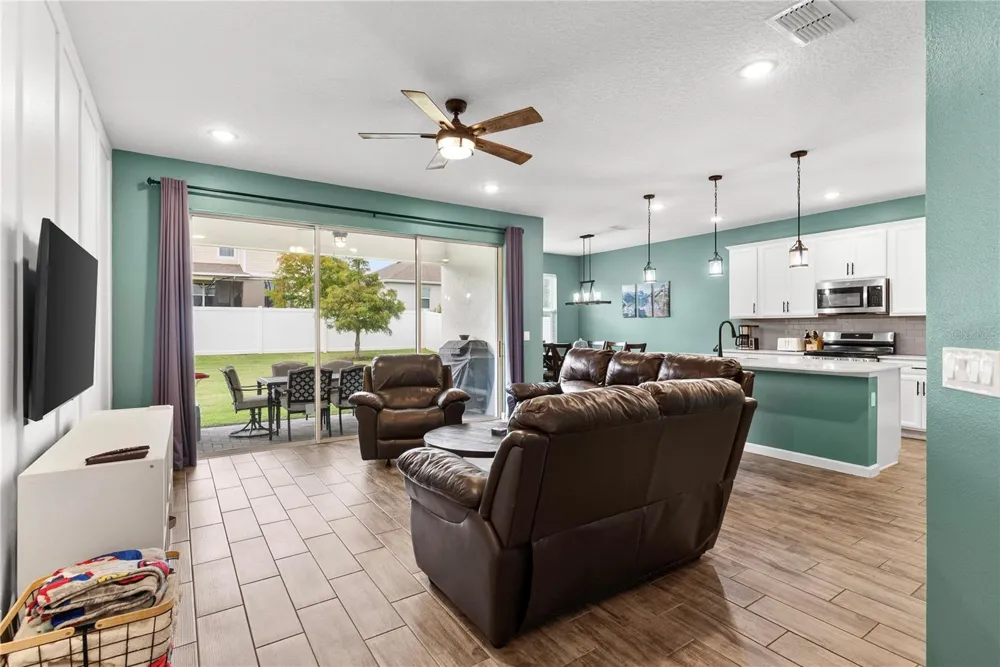 2527 NATOMA BOULEVARD Mount Dora, FL 32757