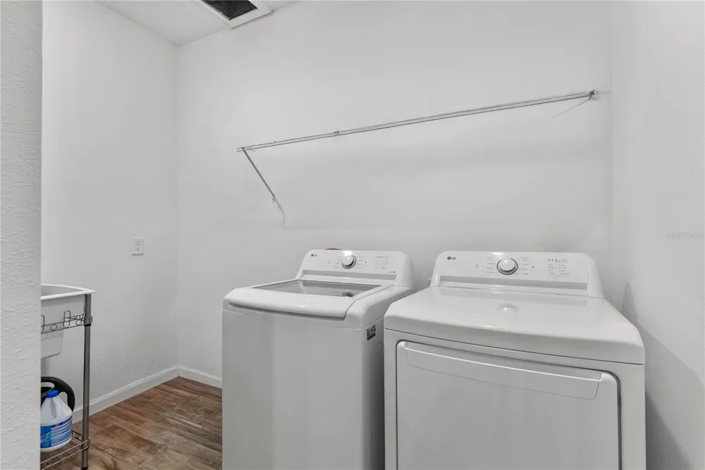 2527 NATOMA BOULEVARD Mount Dora, FL 32757