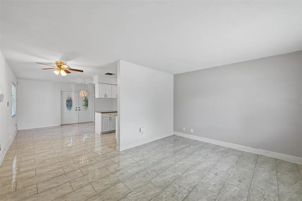 9810 54TH STREET Temple Terrace, FL 33617
