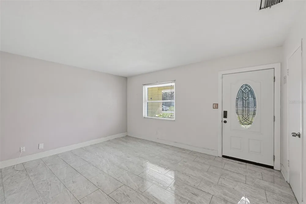 9810 54TH STREET Temple Terrace, FL 33617