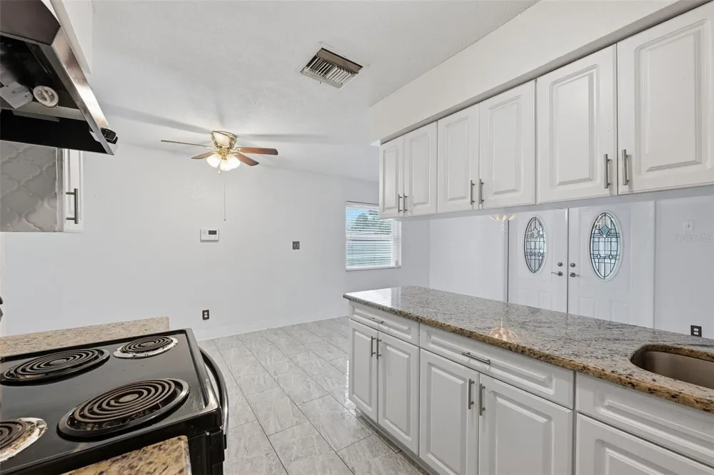 9810 54TH STREET Temple Terrace, FL 33617