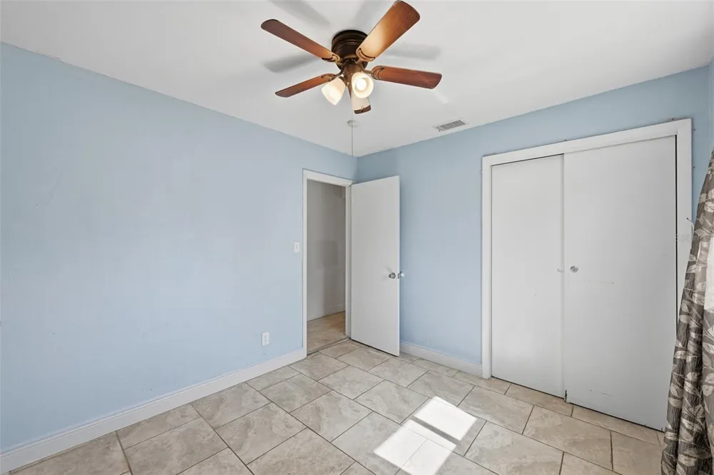 9810 54TH STREET Temple Terrace, FL 33617
