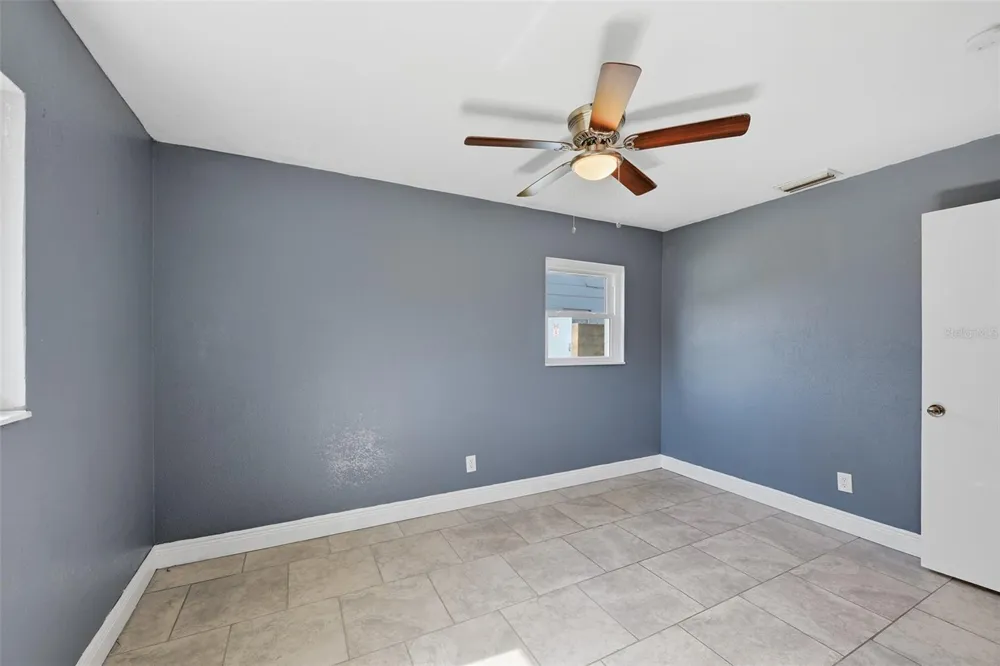 9810 54TH STREET Temple Terrace, FL 33617