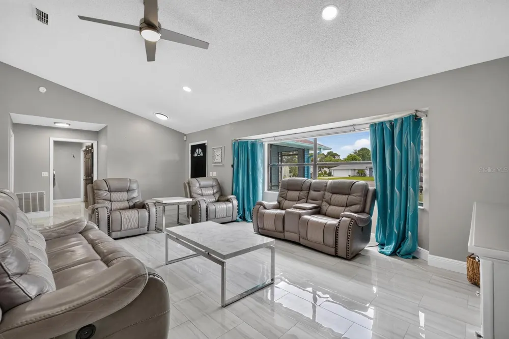 1845 WILLOW OAK DRIVE Edgewater, FL 32141