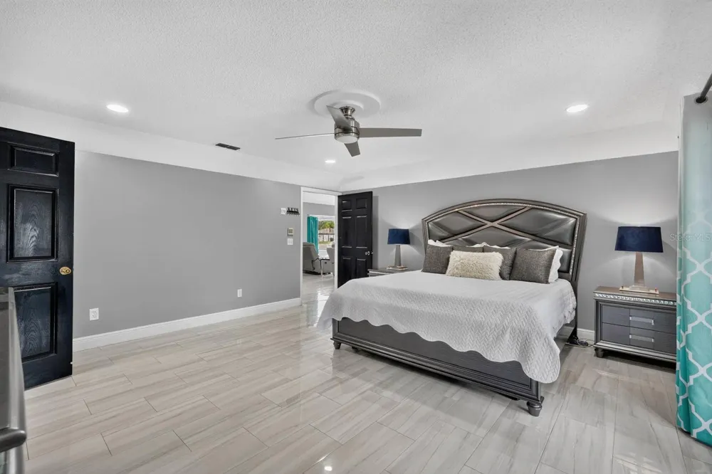 1845 WILLOW OAK DRIVE Edgewater, FL 32141