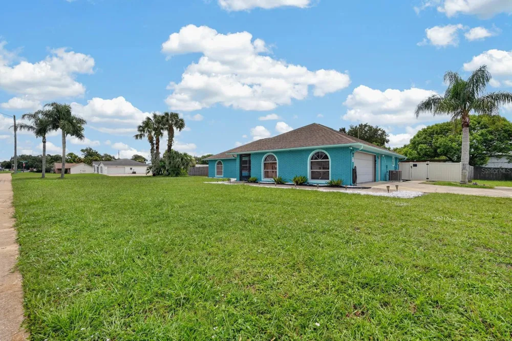 1845 WILLOW OAK DRIVE Edgewater, FL 32141
