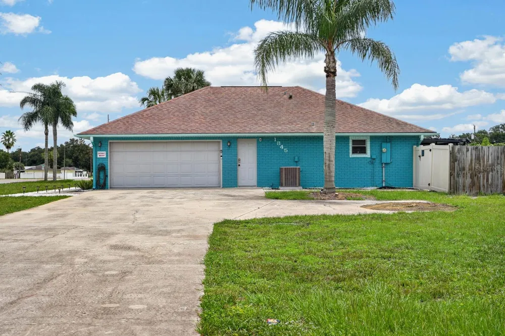 1845 WILLOW OAK DRIVE Edgewater, FL 32141