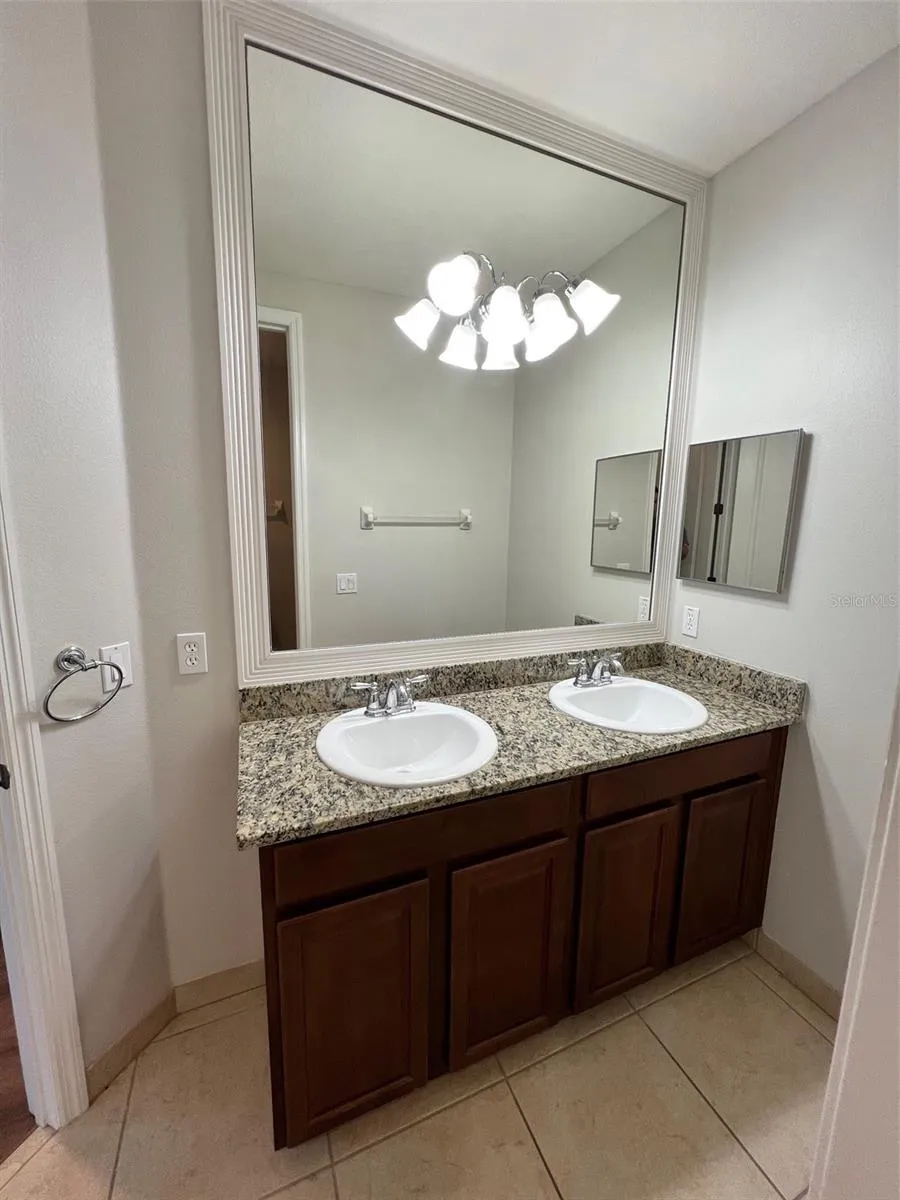 1853 GARDEN SAGE DRIVE Oviedo, FL 32765