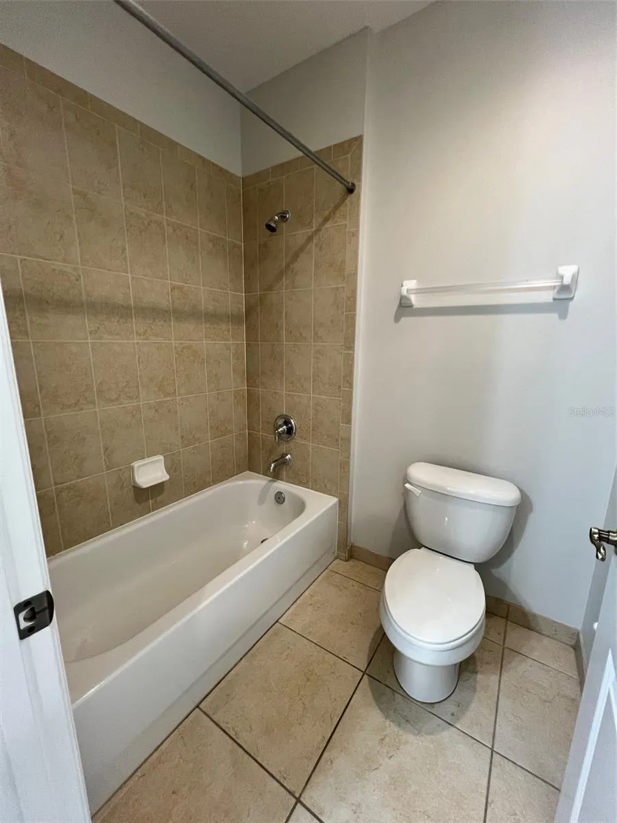 1853 GARDEN SAGE DRIVE Oviedo, FL 32765