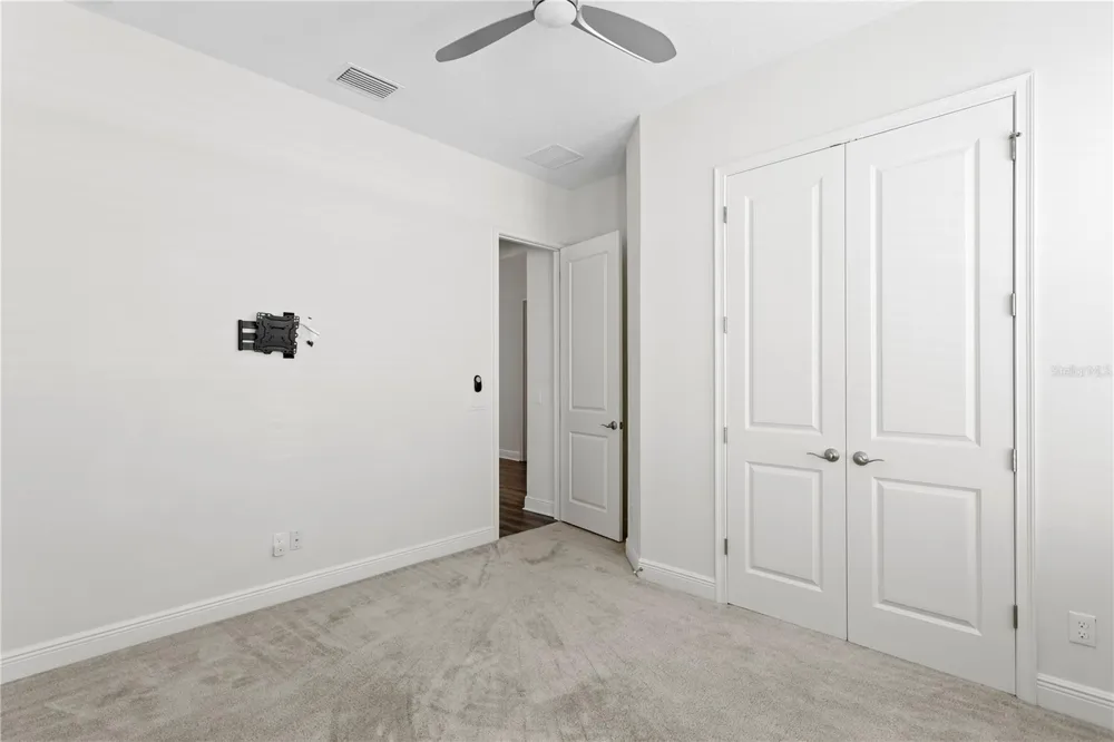 2160 SECRET COVE Odessa, FL 33556