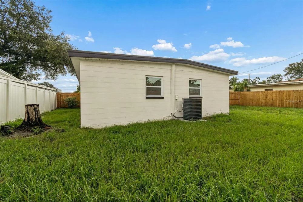 7812 EGYPT LAKE DRIVE Tampa, FL 33614