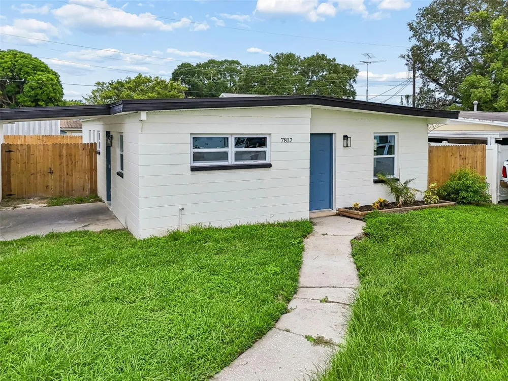 7812 EGYPT LAKE DRIVE Tampa, FL 33614