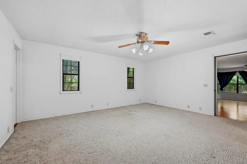 3721 Rock Creek Road Whitesboro, TX 76273
