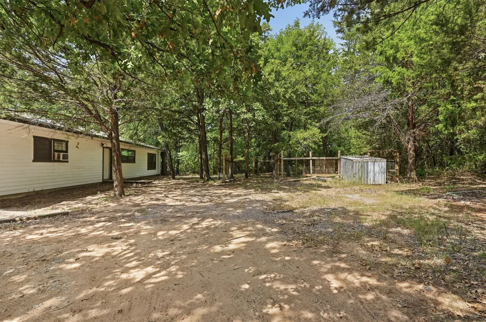 3721 Rock Creek Road Whitesboro, TX 76273