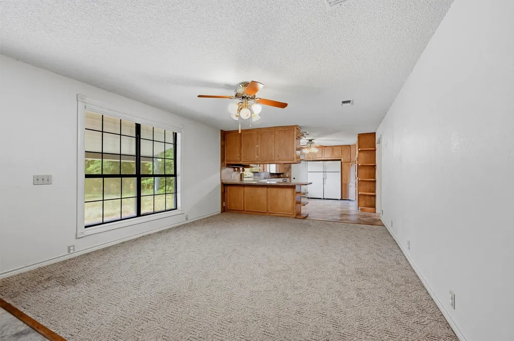 3721 Rock Creek Road Whitesboro, TX 76273