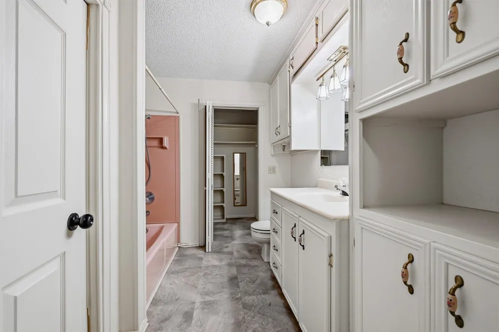 3721 Rock Creek Road Whitesboro, TX 76273