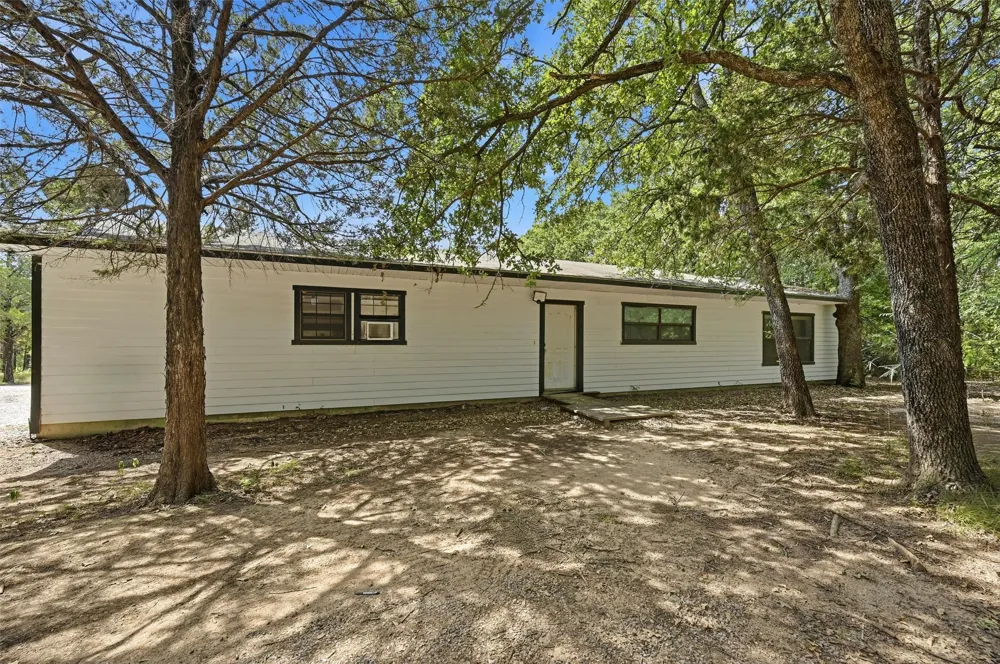 3721 Rock Creek Road Whitesboro, TX 76273