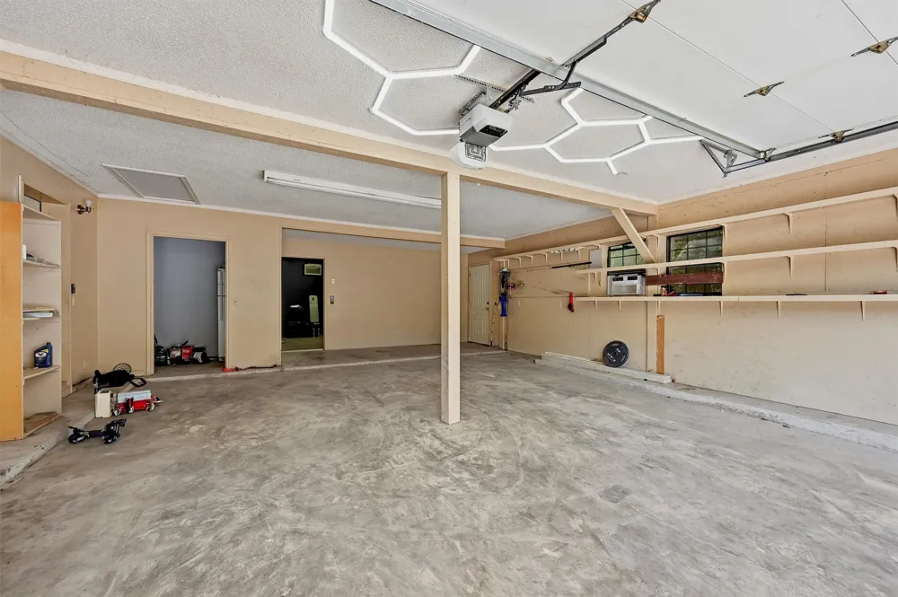 3721 Rock Creek Road Whitesboro, TX 76273