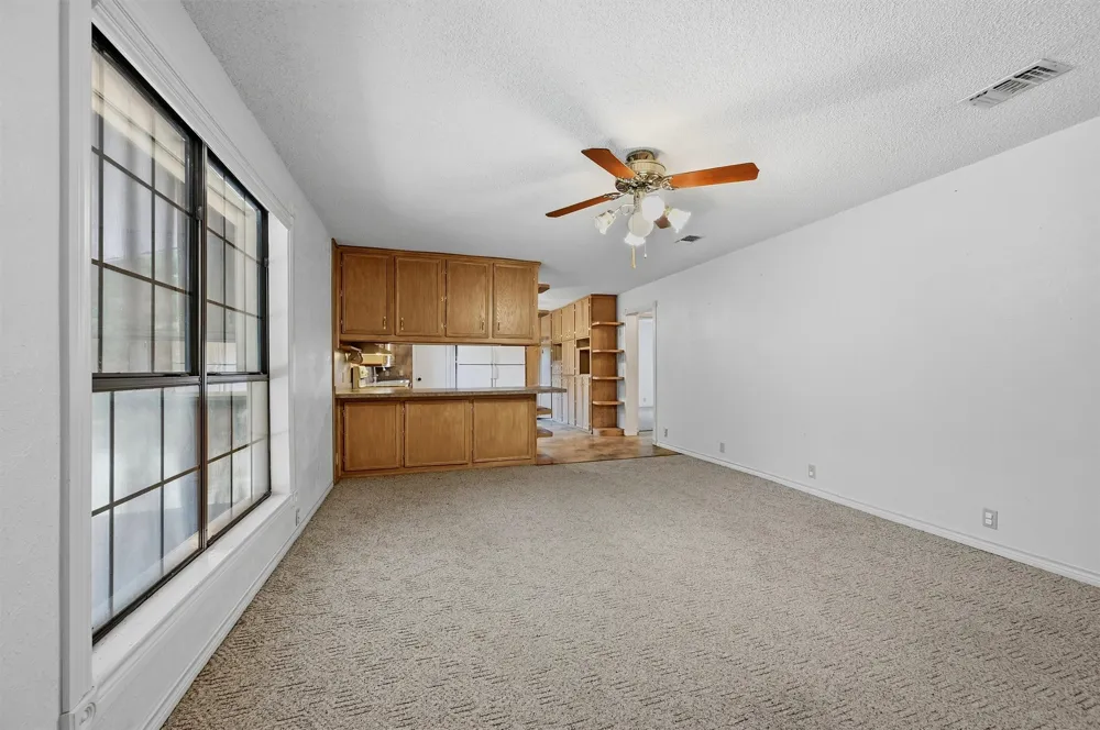 3721 Rock Creek Road Whitesboro, TX 76273