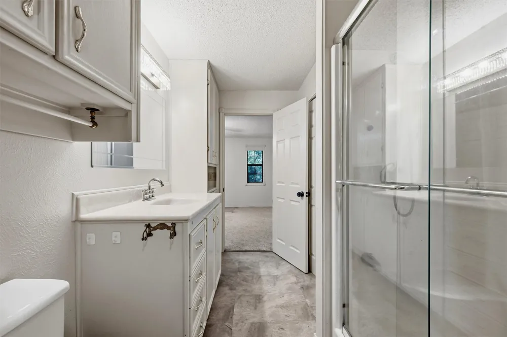 3721 Rock Creek Road Whitesboro, TX 76273