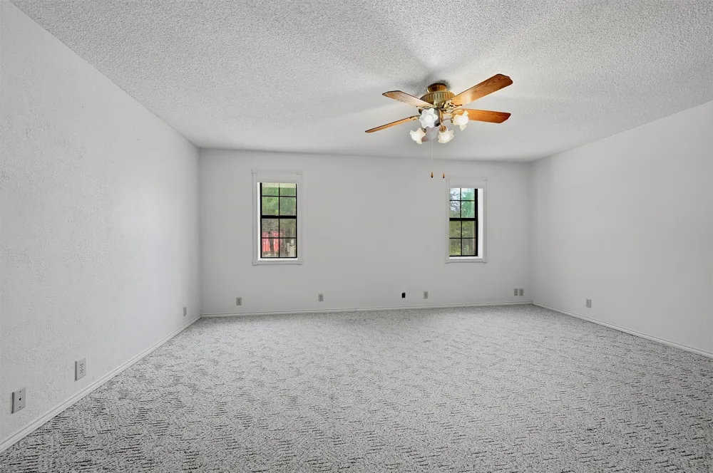 3721 Rock Creek Road Whitesboro, TX 76273
