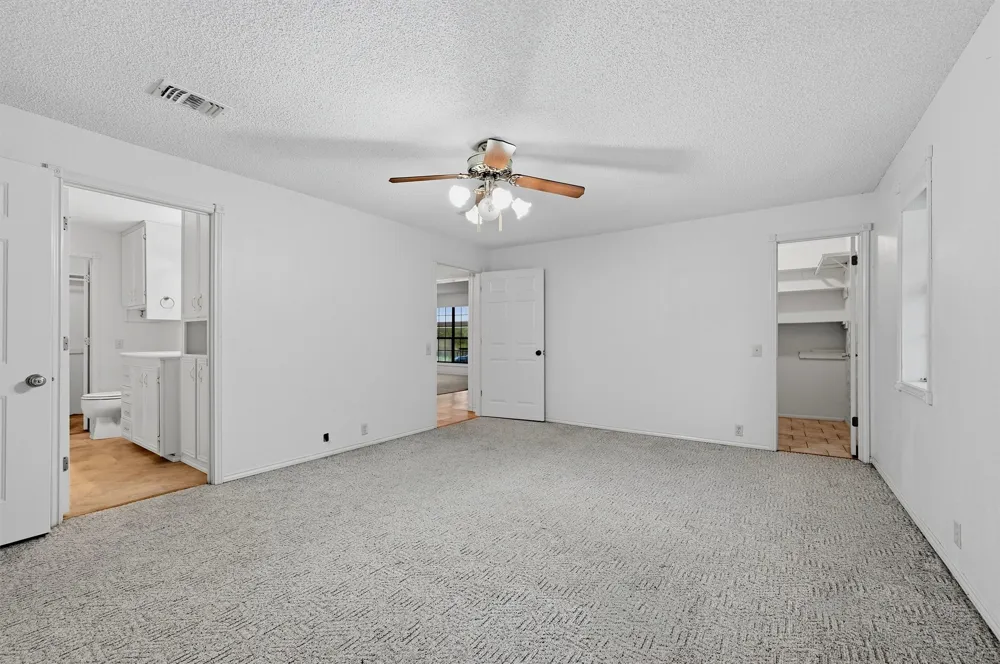 3721 Rock Creek Road Whitesboro, TX 76273