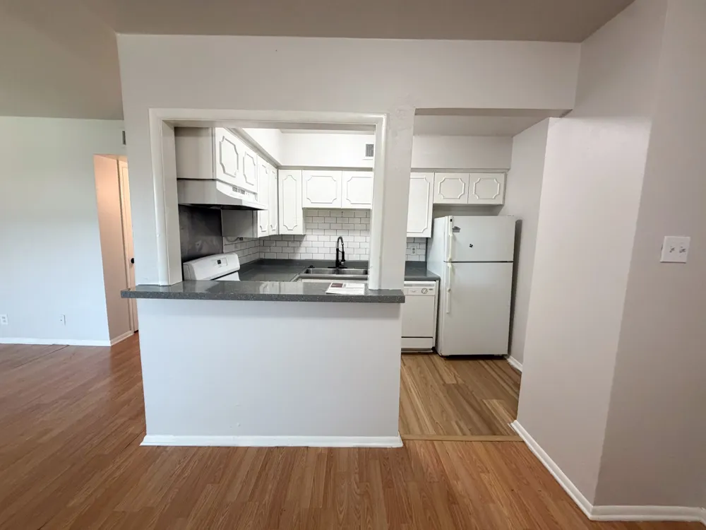 518 Rogers Street #202 Waxahachie, TX 75165