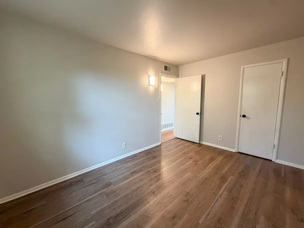518 Rogers Street #202 Waxahachie, TX 75165