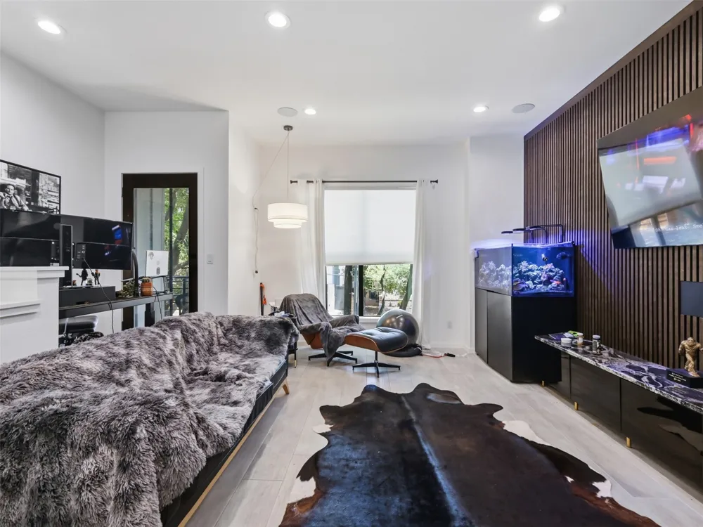 1918 Hope Way Dallas, TX 75206