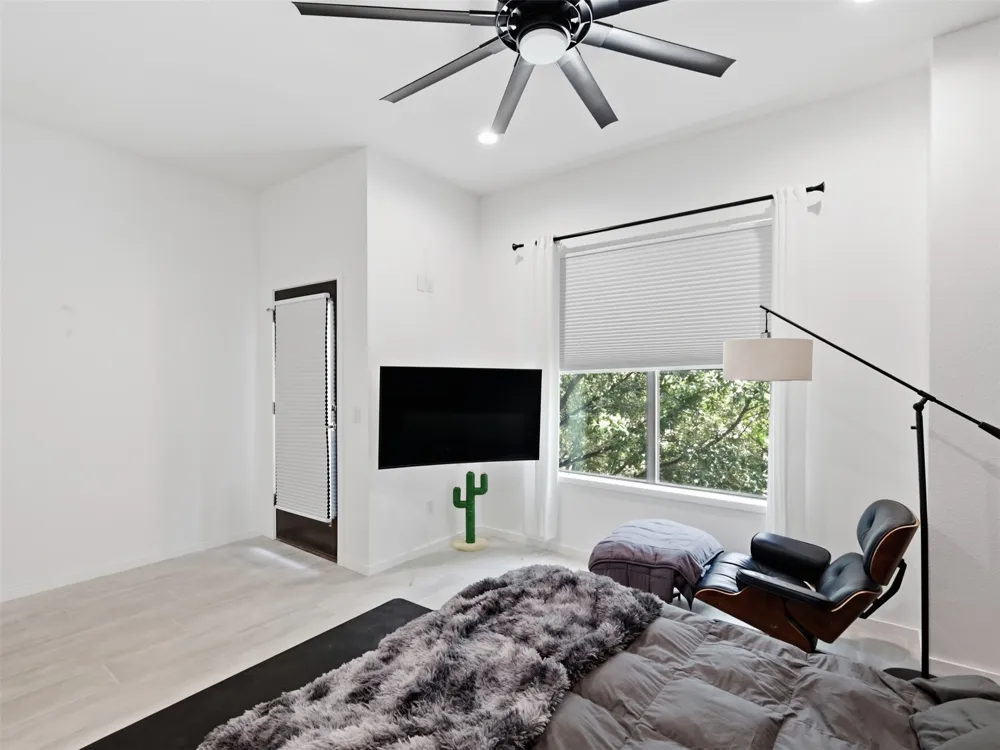 1918 Hope Way Dallas, TX 75206