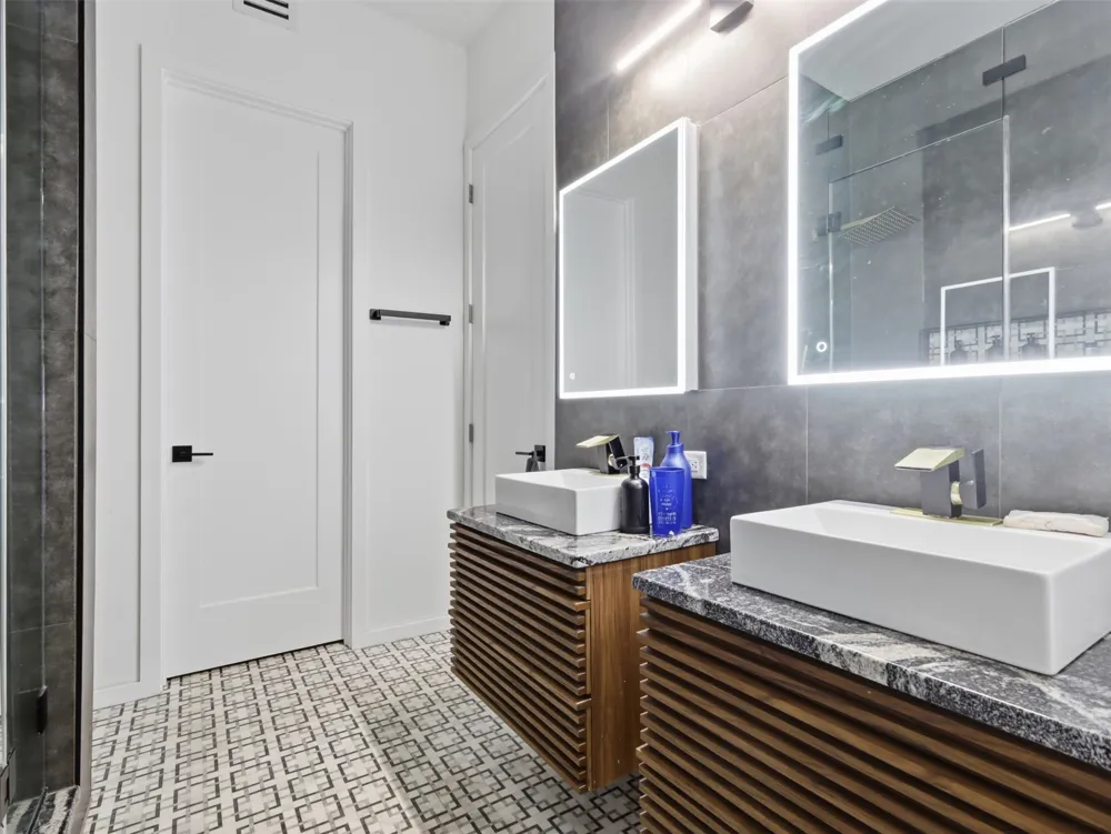 1918 Hope Way Dallas, TX 75206