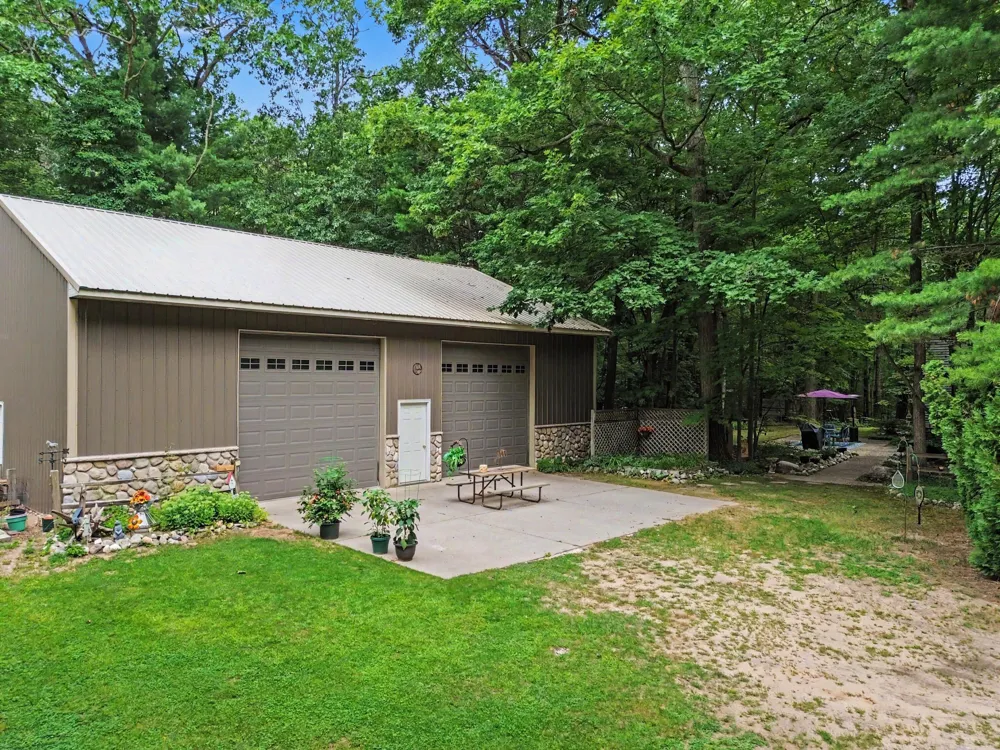 3995 Jay Road Whitehall, MI 49461