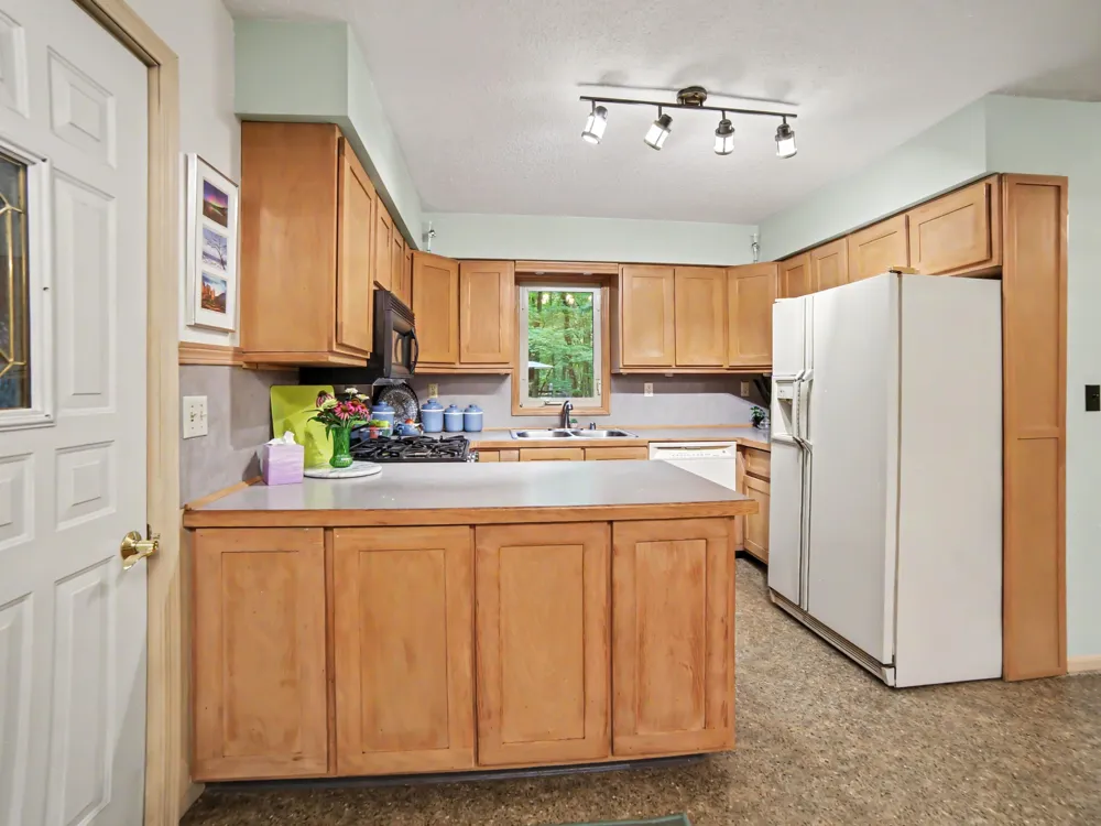 3995 Jay Road Whitehall, MI 49461