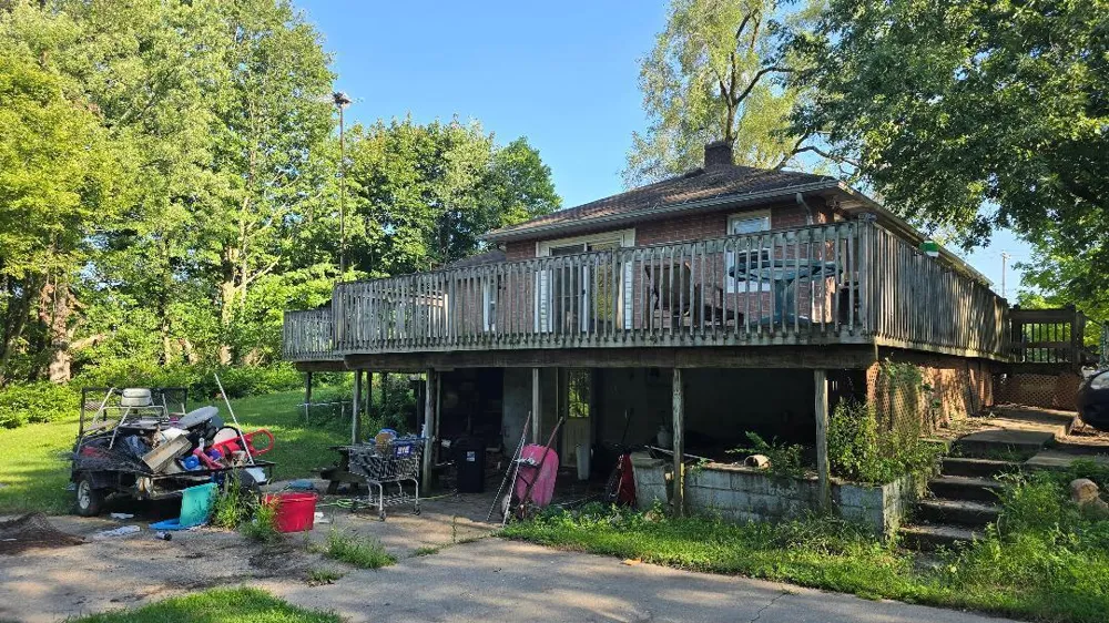 1140 Napoleon Road Jackson, MI 49201