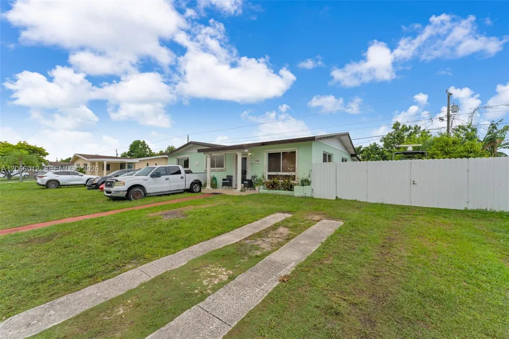 11940 SW 186th St Miami, FL 33177
