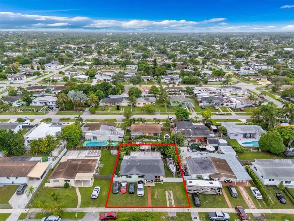 11940 SW 186th St Miami, FL 33177