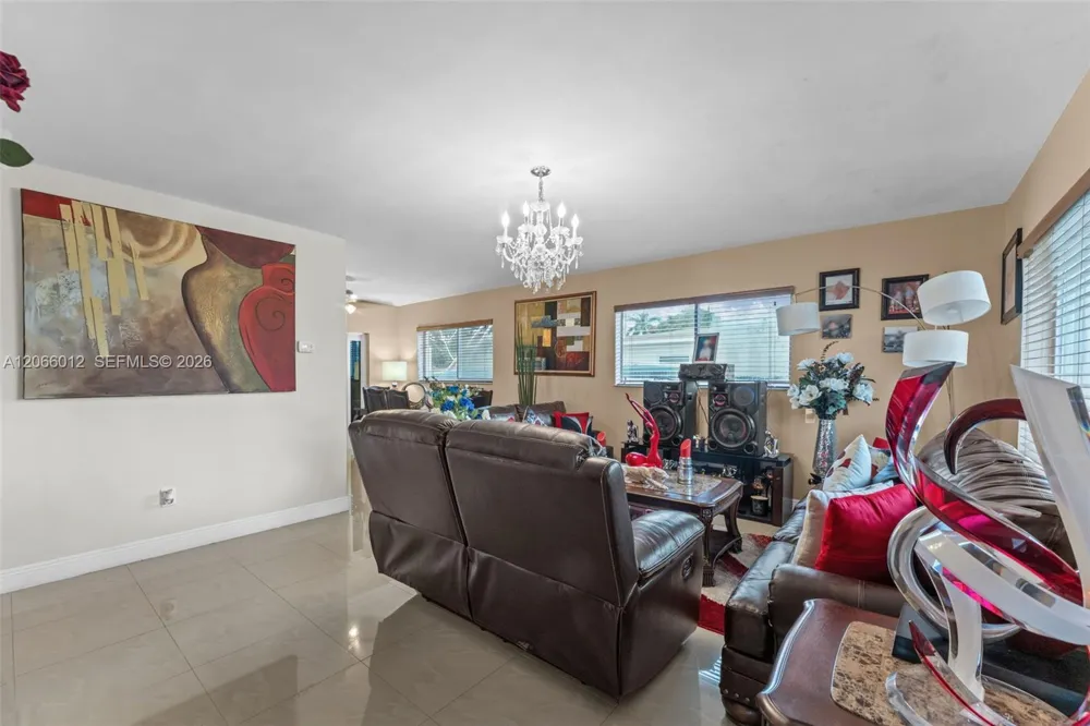11940 SW 186th St Miami, FL 33177