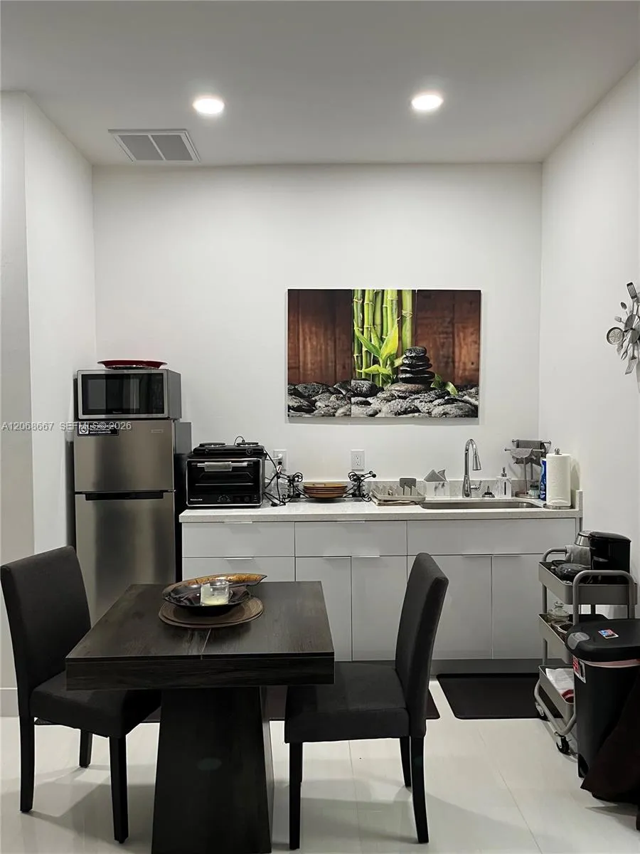 1251 E CELLINI ST #1 Lehigh Acres, FL 33974