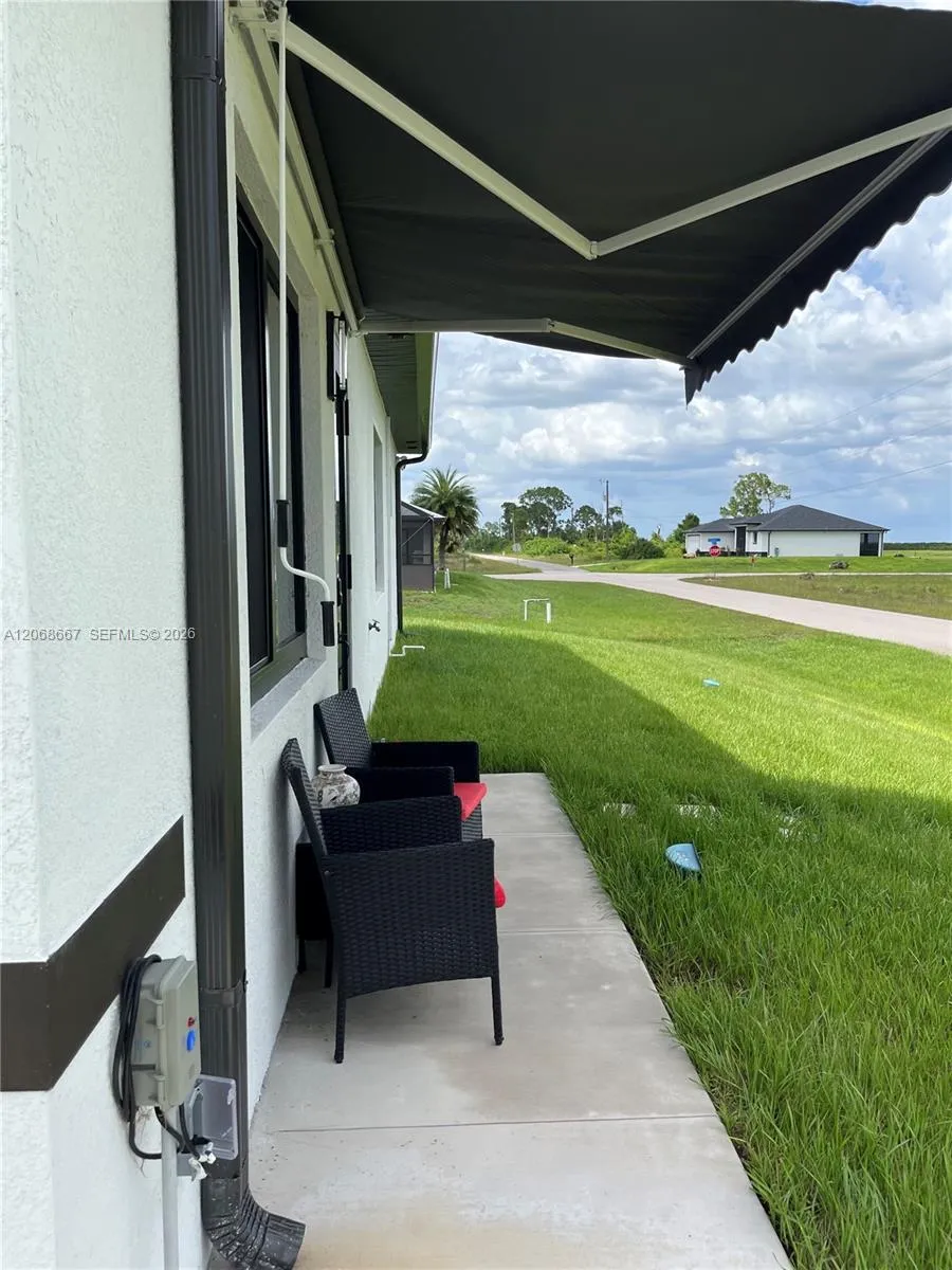 1251 E CELLINI ST #1 Lehigh Acres, FL 33974